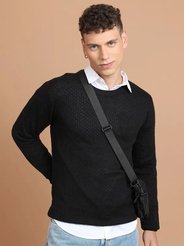 Men Solid Sweater