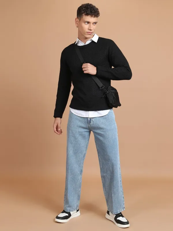 Men Solid Sweater