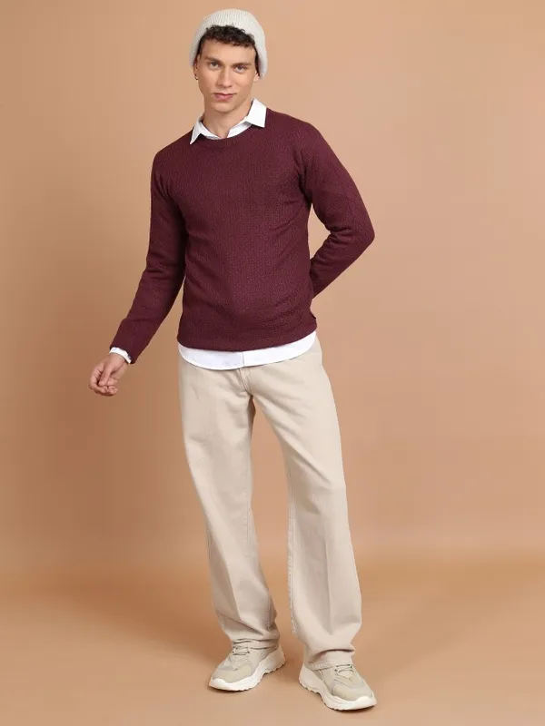  Highlander Men Red Round Neck Pullover Sweaters