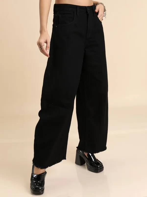 Tokyo Talkies Women Black Flared Clean Look Jeans