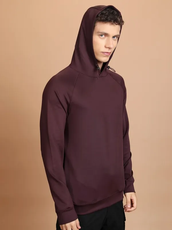  Highlander Men Burgundy Hood Pullover Sweatshirts