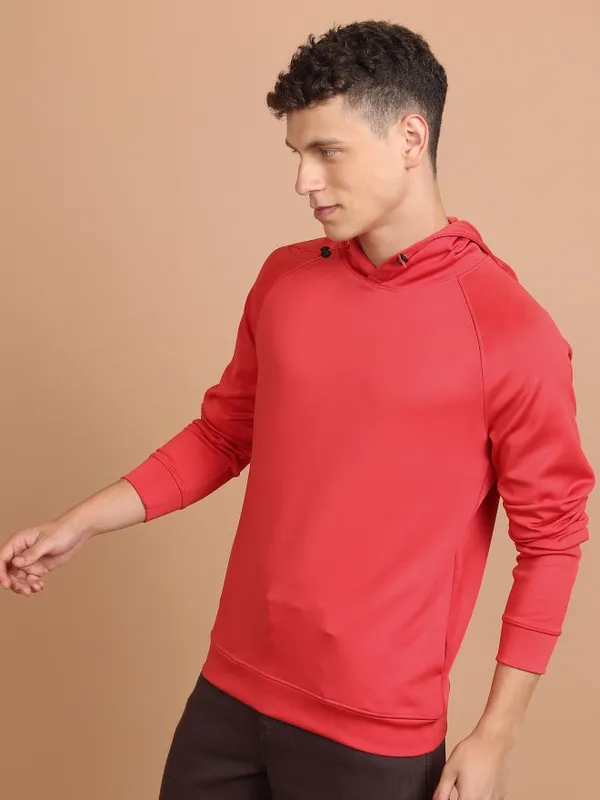  Highlander Men Red Hood Pullover Sweatshirts
