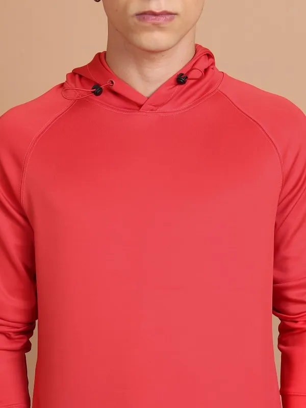  Highlander Men Red Hood Pullover Sweatshirts
