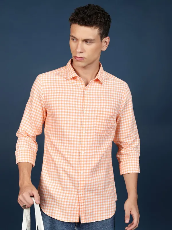  Highlander Men Orange Checked Slim Fit Casual Shirts