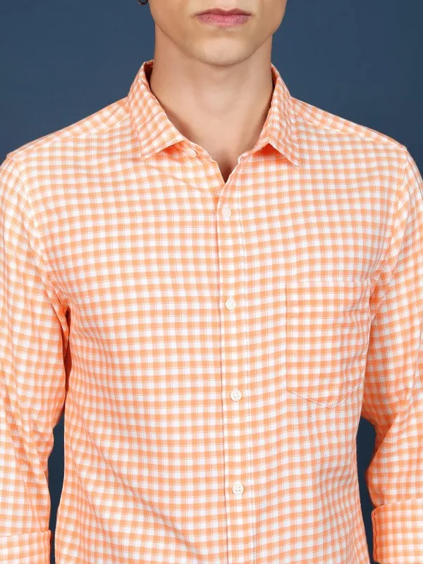  Highlander Men Orange Checked Slim Fit Casual Shirts