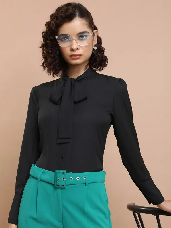 Women Solid Casual Shirts