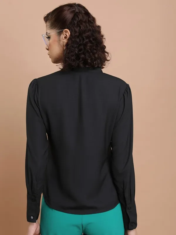 Women Solid Casual Shirts
