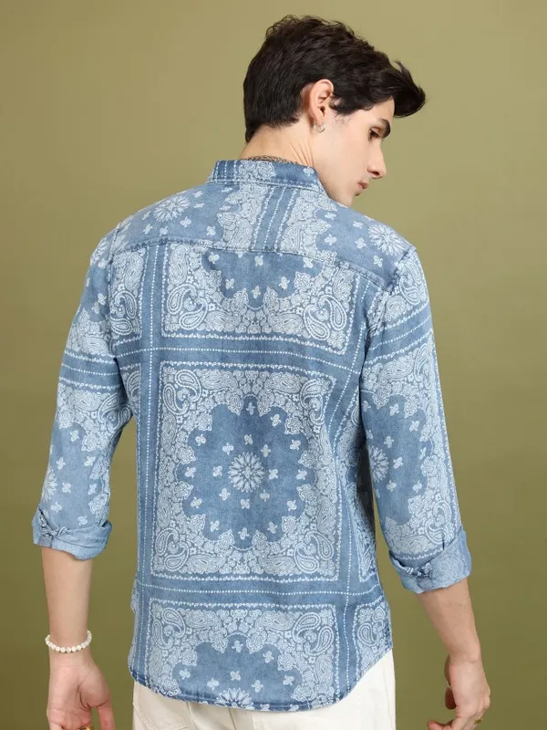 Men Slim Fit Casual Shirt