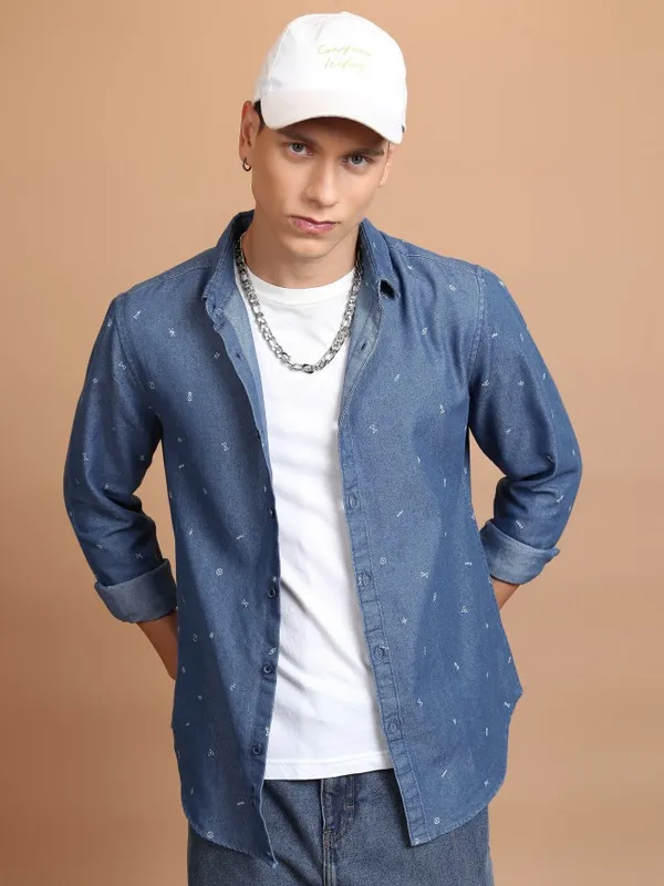  Highlander Men Blue Printed Slim Fit Casual Shirts