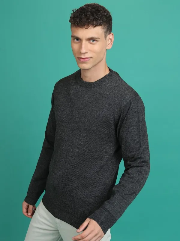  Highlander Men Grey Round Neck Pullover Sweaters