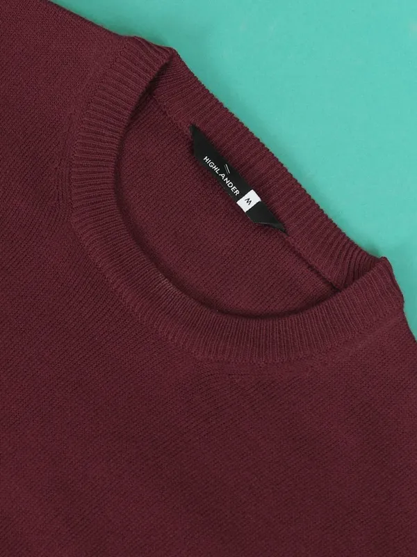  Highlander Men Red Round Neck Pullover Sweaters