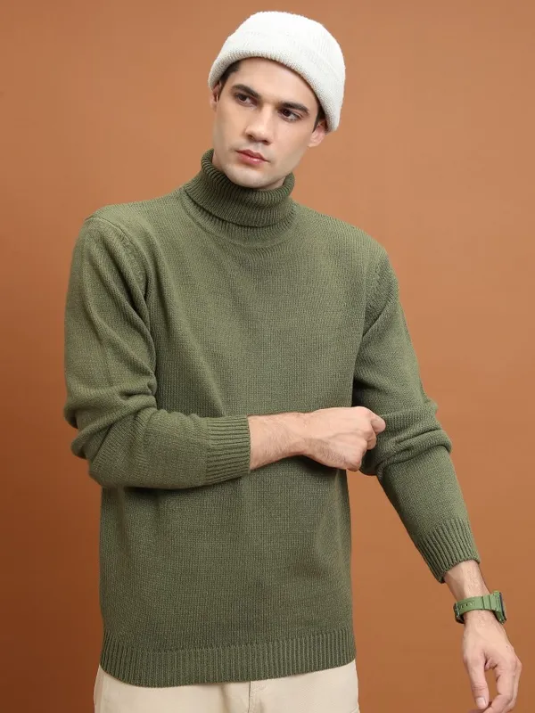  Highlander Men Green Turtle Neck Pullover Sweaters