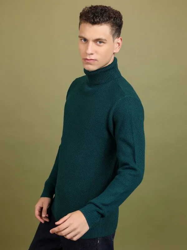  Highlander Men Green Turtle Neck Pullover Sweaters