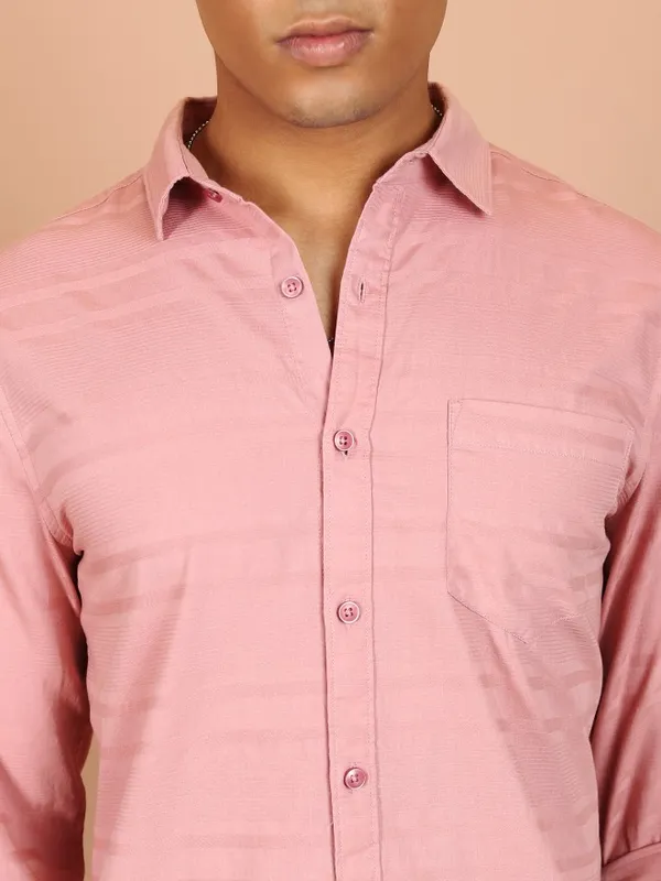  Highlander Men Pink Striped Slim Fit Casual Shirts