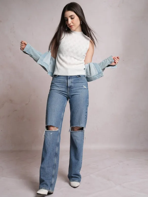  Tokyo Talkies Women White Mock Collar Sweaters