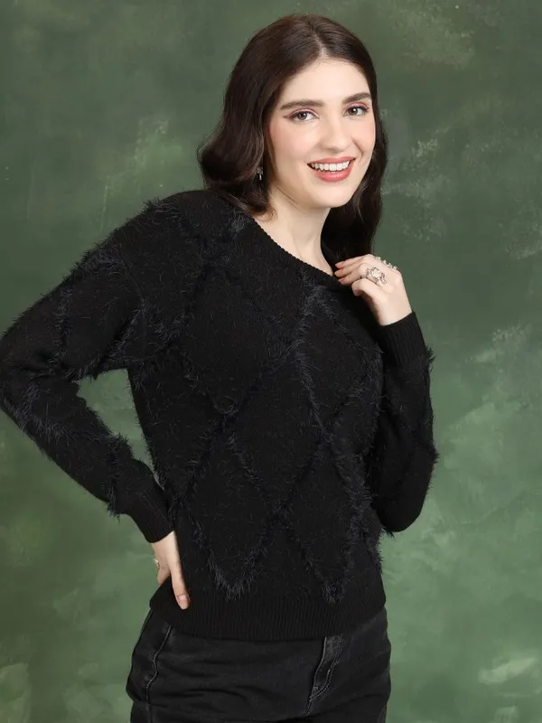 Tokyo Talkies Women Black Round Neck Sweaters