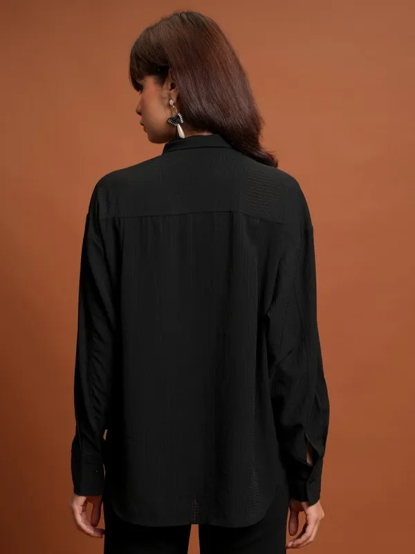  Tokyo Talkies Women Black Self Design Casual Shirts