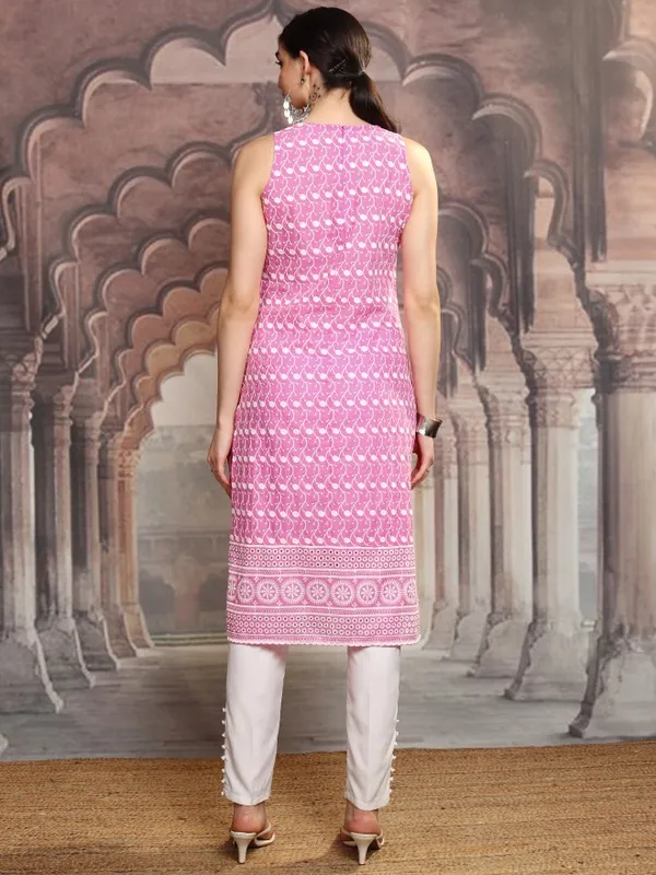 Embroidered Straight Kurta