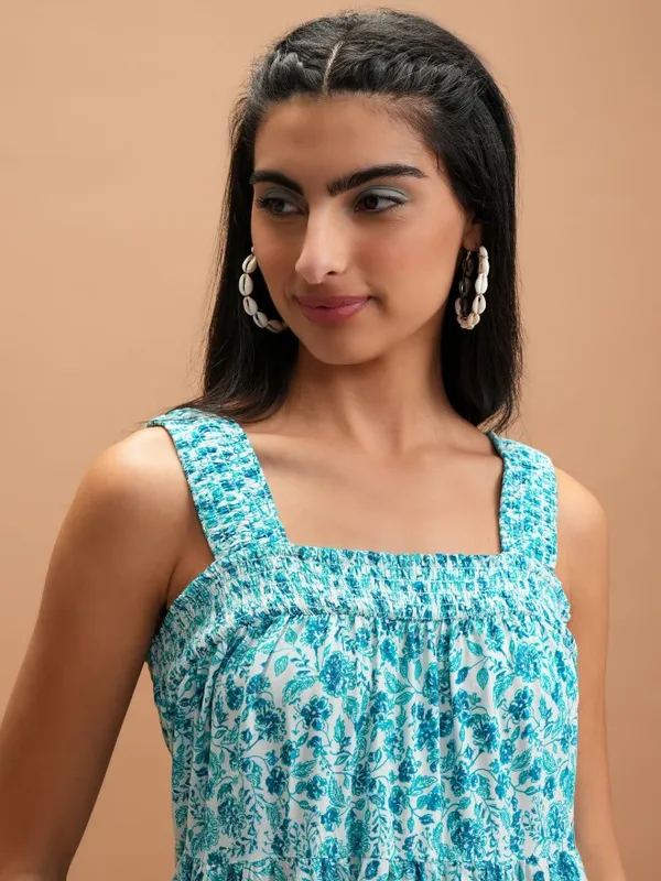 Vishudh Women Turquoise Printed A-Line Dresses