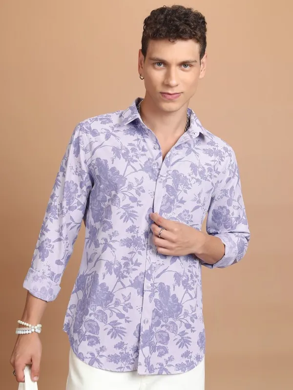 Men Slim Fit Casual Shirt
