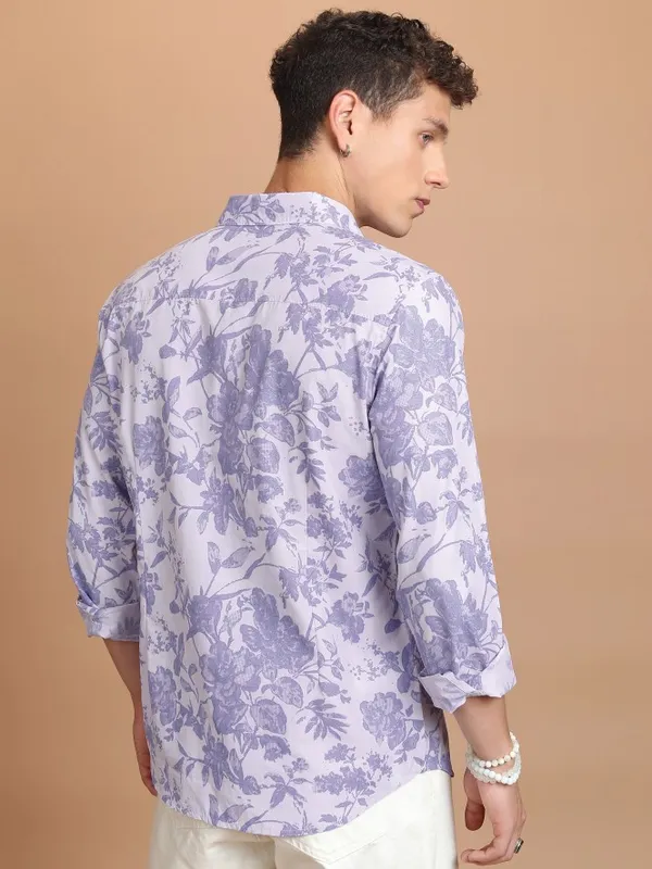 Men Slim Fit Casual Shirt