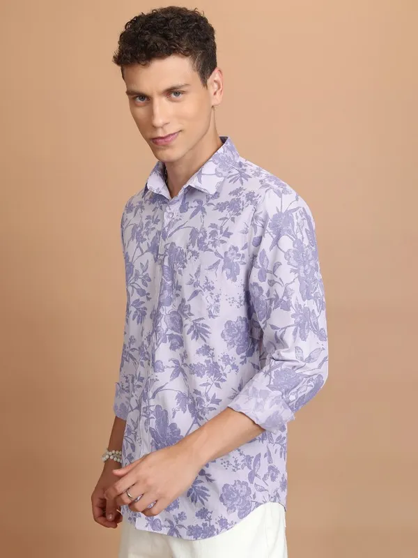 Men Slim Fit Casual Shirt