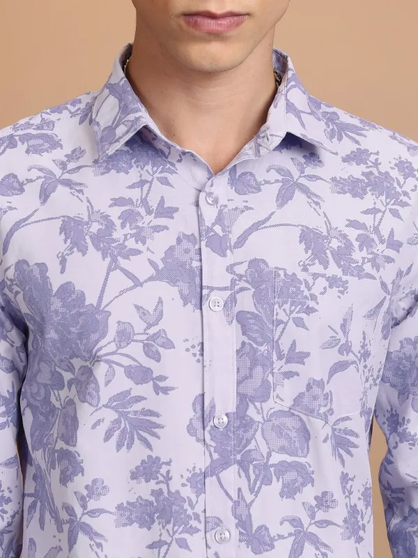 Men Slim Fit Casual Shirt