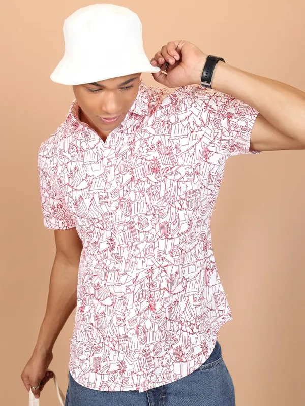  Highlander Men White Printed Slim Fit Casual Shirts