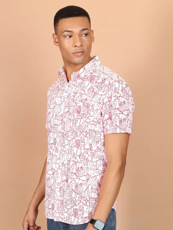  Highlander Men White Printed Slim Fit Casual Shirts