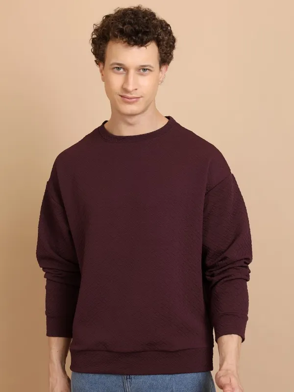  Highlander Men Burgundy Round Neck Pullover Sweatshirts