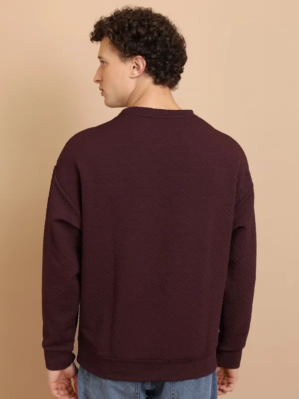  Highlander Men Burgundy Round Neck Pullover Sweatshirts