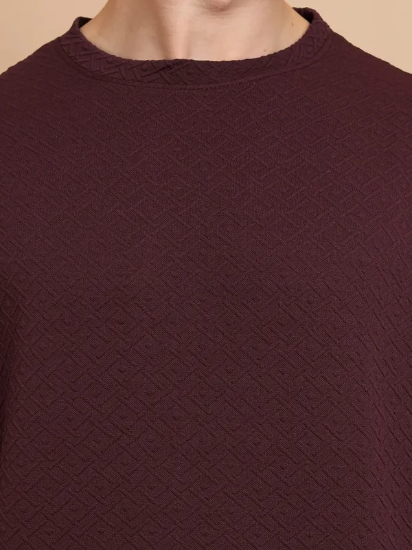  Highlander Men Burgundy Round Neck Pullover Sweatshirts