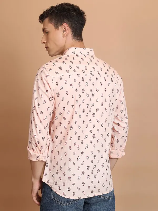 Men Slim Fit Casual Shirt