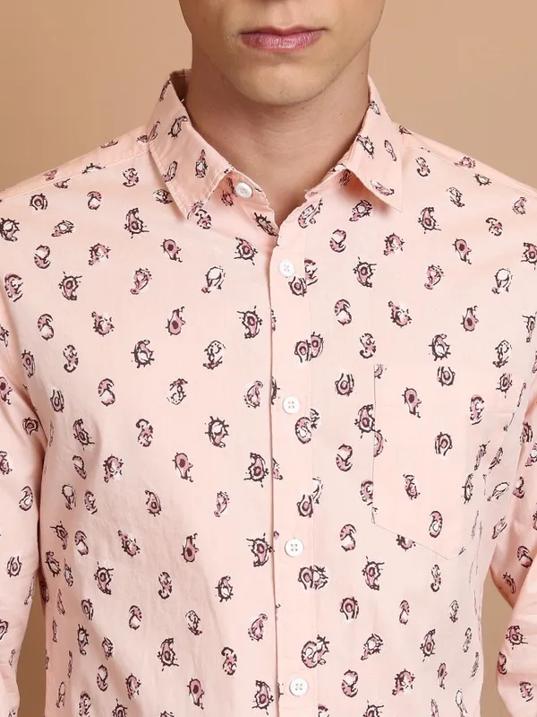 Men Slim Fit Casual Shirt