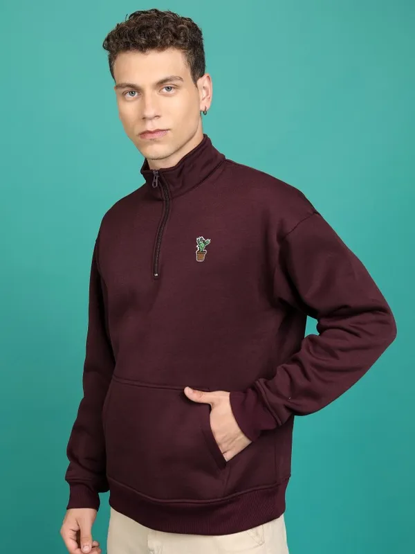  Highlander Men Burgundy High Neck Pullover Sweatshirts