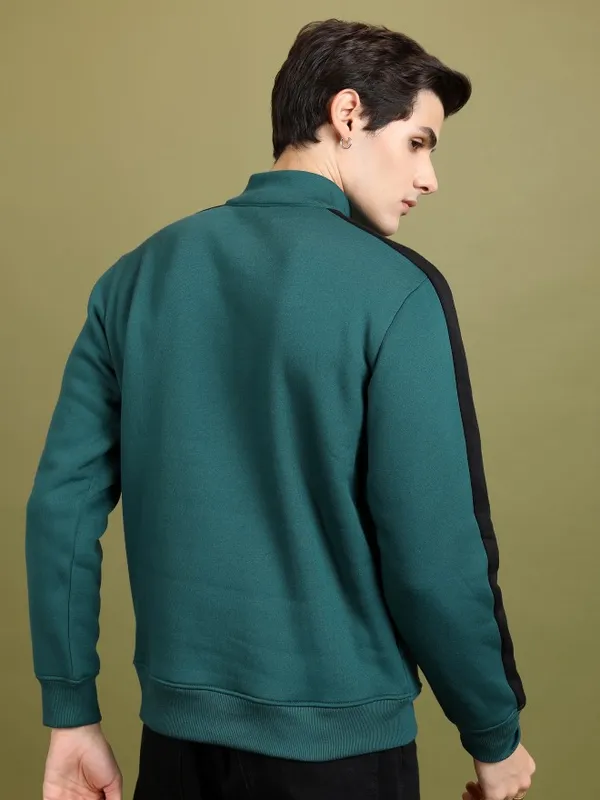  Highlander Men Green High Neck Pullover Sweatshirts