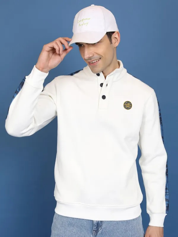 Men Solid Sweatshirts