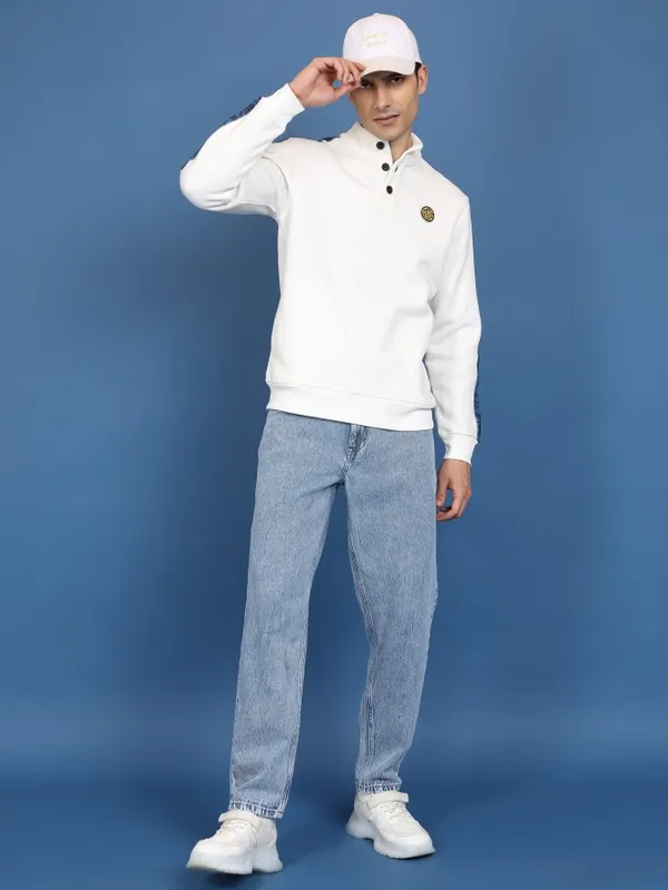 Men Solid Sweatshirts
