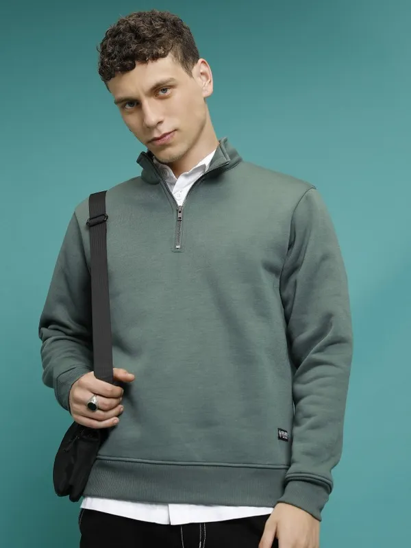  Highlander Men Green High Neck Pullover Sweatshirts