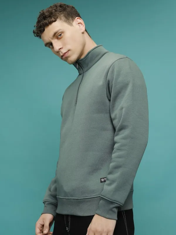  Highlander Men Green High Neck Pullover Sweatshirts