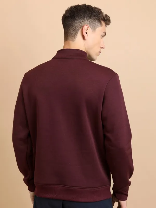 Men Solid Sweatshirt