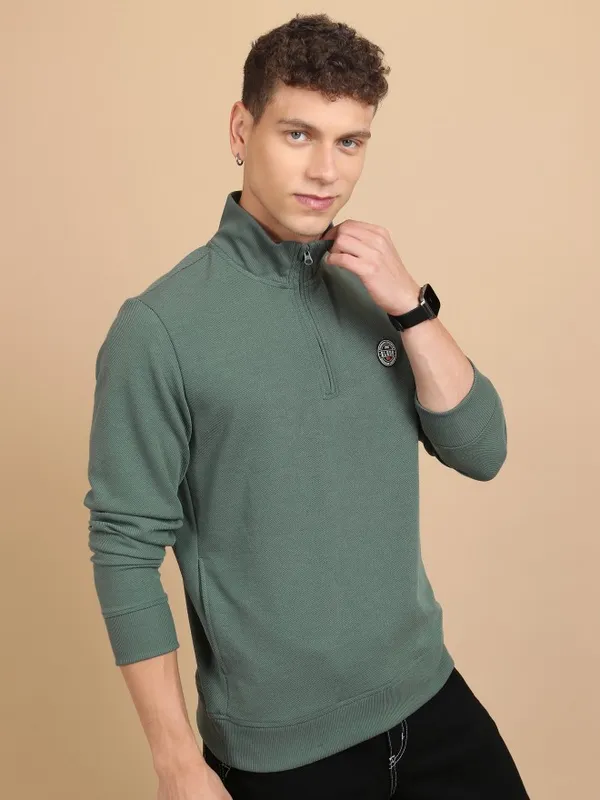  Highlander Men Green High Neck Pullover Sweatshirts