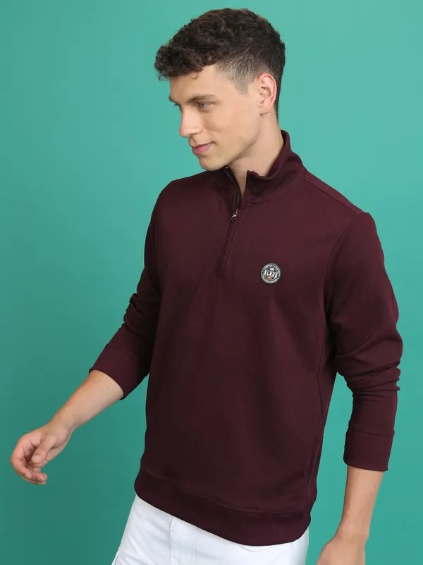  Highlander Men Burgundy High Neck Pullover Sweatshirts