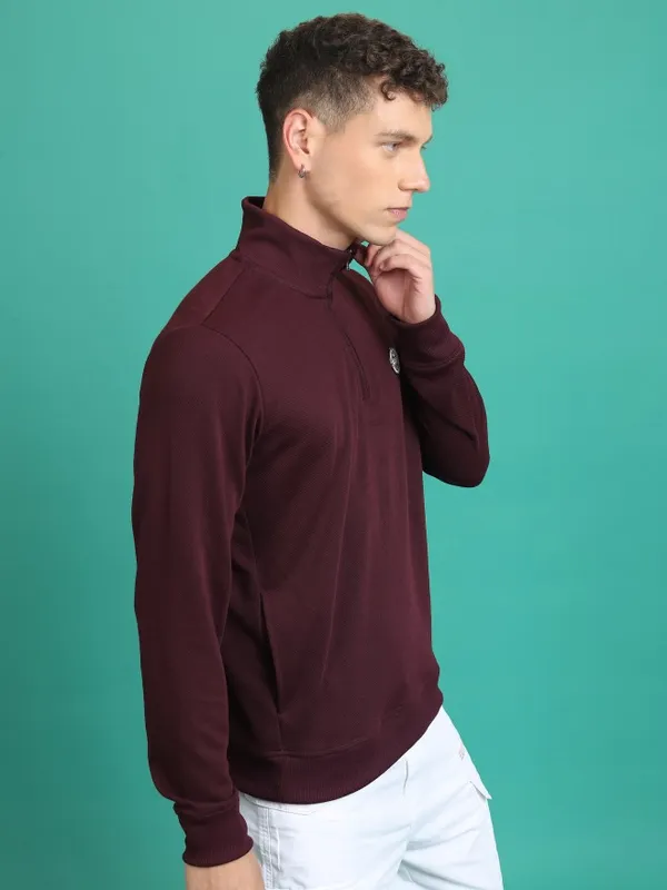  Highlander Men Burgundy High Neck Pullover Sweatshirts