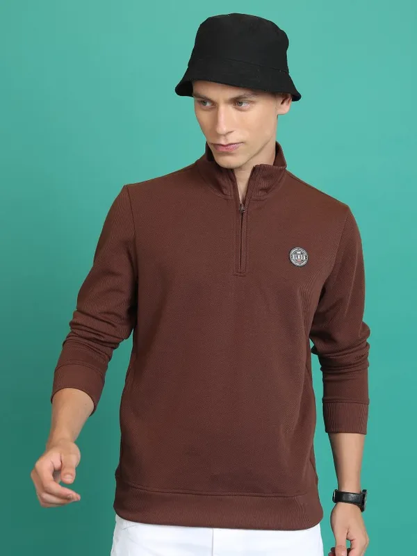  Highlander Men Brown High Neck Pullover Sweatshirts