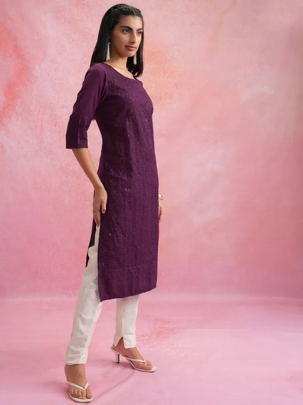  Vishudh Women Purple Embroidered Straight Kurtas