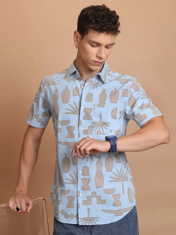 Men Slim Fit Casual Shirt