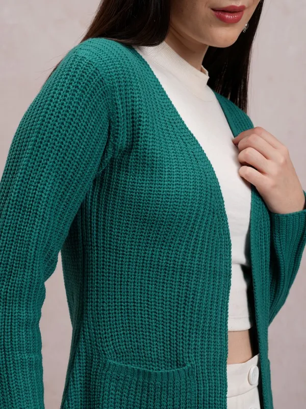 Tokyo Talkies Women Teal V Neck Sweaters
