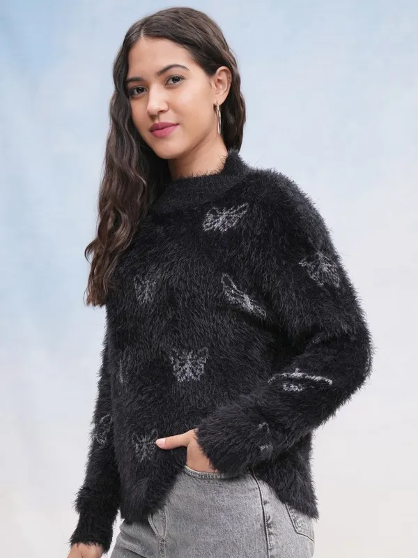 Women Solid Sweater