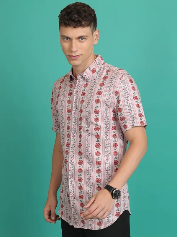 Men Slim Fit Casual Shirt